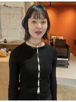 ユニ(uni)&nbsp;レイヤーカット/ウルフカット/ブルーブラック/20代/30代/40代