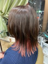 ビゼン 東伏見本店(hair make BIZEN) ピンク系インナーカラー＋外ハネミディアムスタイル