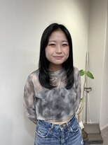 リラ バイ クオーレ(LIRA by CUORE)&nbsp;レイヤーカット