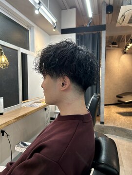 ヴィ 大宮(Vii) 神田脩弥/縦落ちスパイラル/パーマ/刈り上げマッシュ/大宮