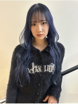 ピア(Pia) レイヤーカット ブルーカラー