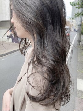 ボタン(botan) 【botan】地毛風グレージュカラー