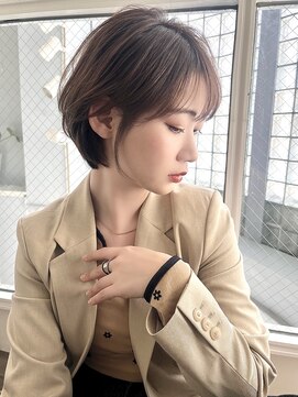 ミリア(MILIA) 20代30代40代/大人女子マッシュショート