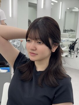 アマトウキョウ アユンチェ(AMA TOKYO×AYUNCHE) 韓国ヘア/チュラルくびれへア/くびれ巻き/レイヤーカット