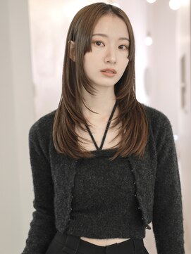 顔周りレイヤー/ セミロング