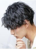 原宿縦落ちツイストスパイラルパーマラウンドマッシュカット黒髪