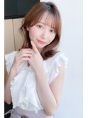 大人ガーリーなゆる巻きミディ
