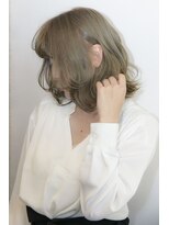 ジウ 上通り(JIU)&nbsp;小顔大人可愛いダメージレスブリーチ×イルミナパールグレージュ