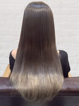 ドレスヘアーガーデン(DRESS HAIR GARDEN)の写真/【大通駅徒歩3分/狸小路アーケード内】特許取得の"TOKIOトリートメント"で極上うるツヤ美髪へと導きます。