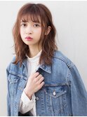 大人カジュアル小顔ミディアム外ハネ