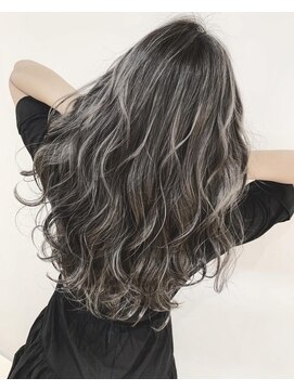 グロウ 恵比寿(grow) 王道バレイヤージュ