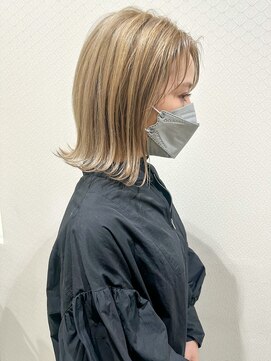 アイアール(iR) ＃ハイトーン＃ボブ＃ベージュ　〈代表スタイリスト筒井〉