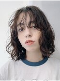 顔周りレイヤーカットくびれヘアミルクティーベージュカラー