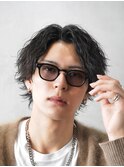 渋谷メンズパーマセンターパートウルフカットミディアムパーマ