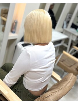 カリーナ(CARINA) ハイトーンカラー/ブロンド