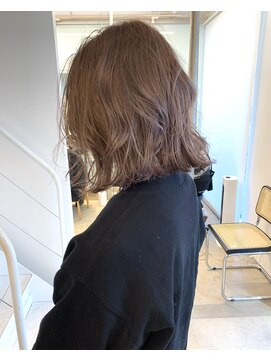 シキ 渋谷(siki) ハイトーン/ブリーチ/レイヤーカット/シアーカラー/渋谷/原宿