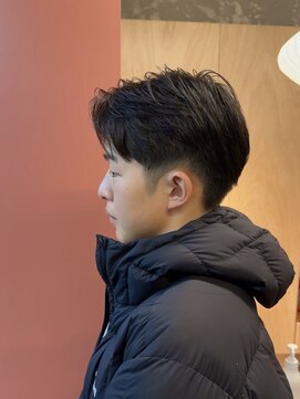 アイヘアー(Ay hair) 短めセンターパート