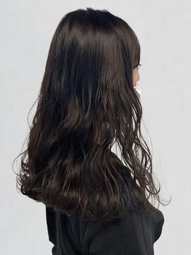 ロカ バイ ティアトロ ヘア サロン(ROCA by teatro hair salon) 透明感カラー アッシュブラウン 髪質改善 前髪カット 艶髪 20代