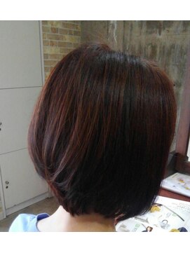 キュア ラボ バイ ヴィア(Cure Labo×via) ショートボブ