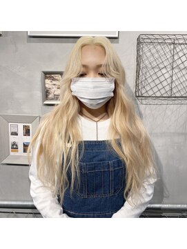 ジーナ(XENA) 【光】White blonde