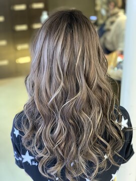 ラフ 難波店(LAFF) #黒髪#ボブルフ#ネビージュ#小顔#ワンレン