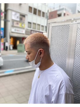 エイトオーミヤ 大宮店(EIGHT omiya) ブロンド坊主スキンフェード