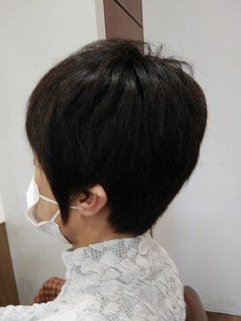 ヘアアンドスパ アイリス hair&spa Iris 【南鳩ヶ谷1分☆30代からの本格サロン】ショートレイヤー