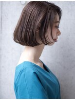 ラダ(Lada)&nbsp;大人ボブ ショート ストレート 前髪無し 暖色カラー 30代40代