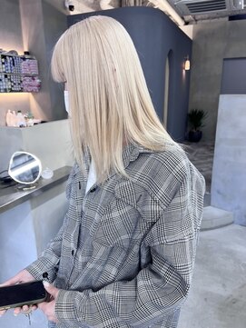 クリム(qulim) ホワイトブロンド