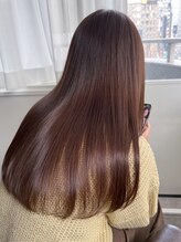 イル 大阪淀屋橋(i'll) 髪質改善うる艶ストレートロングアッシュブラックピンクブラウン