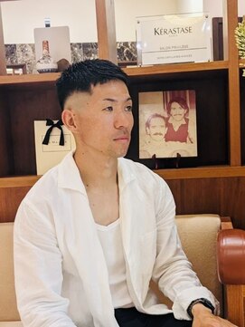 ザトコヤバー 松坂屋名古屋栄店(THE TOKOYA Bar by REIELEGANCE ) クロップロースキンフェード