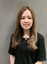 ヘアリゾート粋 新宿三丁目本店 AYUMI 