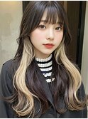 インナーカラーホワイトベージュ×レイヤーカット