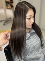 ヨロ 渋谷(YOLO)&nbsp;韓国ヘアーハッシュカットレイヤーカットハイライトカラー