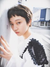 ラパンセ ブラン(LA PENSEE BRUN)