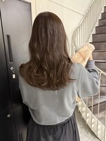 カミエ(kamie) グレージュロングは透明感×大人っぽさの最高峰