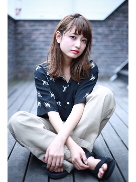 テイラー(Taylor) [Taylor] ウエットナチュラルロブxアイスグレージュ