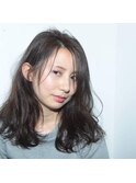 ダーク系カーキアッシュ