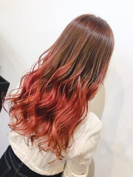 ラビスモア(Lovis moa) 魅力倍増カール/セミディ/シアーカラー/ダークアッシュ/姫カット