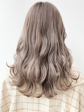 ケーツー心斎橋 クイーンズガーデン バイ ケーツー(K two QUEEN'S GARDEN by K two) ハイトーン/ケアブリーチ/ベージュ/カール/心斎橋&難波&なんば