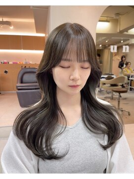 ユニ 表参道(uni) uni新野　くびれゆるレイヤー　オリーブベージュ