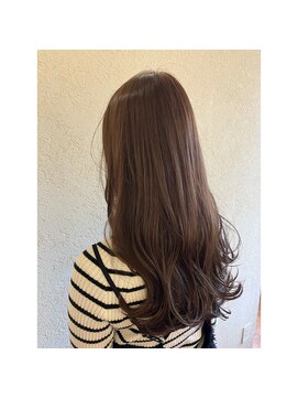 エルサフィロ キタハマ(el zafiro kitahama) 20×30×40代×ツヤカラー×お手入れ簡単ロング×緩めカール