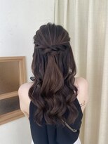 ソノ(sono)&nbsp;ハーフアップ　デートヘア　キレイめヘア　パーティヘア