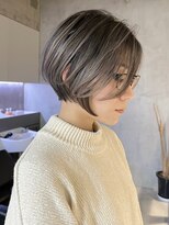 エリマ 調布(elima)&nbsp;ショートボブ前髪グラデーションカラー白髪ぼかしバレイヤージュ