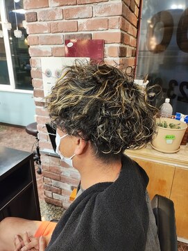 ズー ふじみ野店(ZOO) プードルパーマ ハイライト