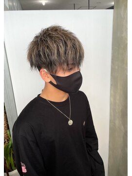 キング(K!ng) 縮毛矯正髪質改善ハイライトレイヤーカット枚方美容室エクステ