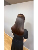 スリーク バイ ロイ 宇治店(sleek by roy) アッシュベージュのつやつやカラー。
