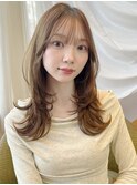 ハッシュカットグレージュブリーチなし顔まわり前髪カット