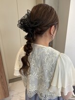 ガリカ 博多(Gallica) <ゲスト>リボンが映える、上品華やか編みおろしアレンジ