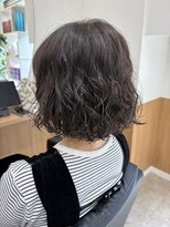 エラ(ELLA) くっきりカールパーマ【山科パーマ/山科ボブ】
